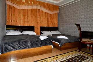 Отели типа «постель и завтрак» Astoria B&B Ош Номер Делюкс с кроватью размера «queen-size»-4